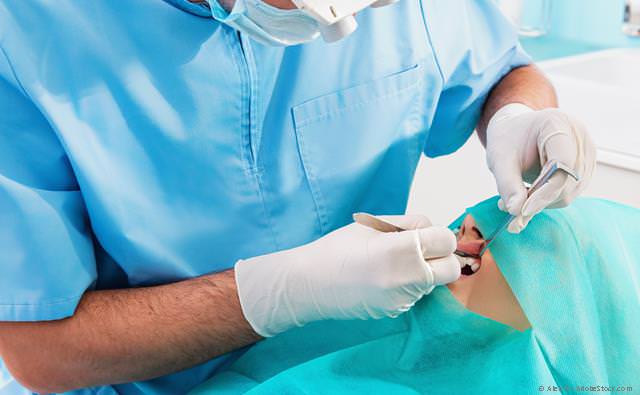 Oralchirurgie: Weisheitszahnentfernungen und mehr